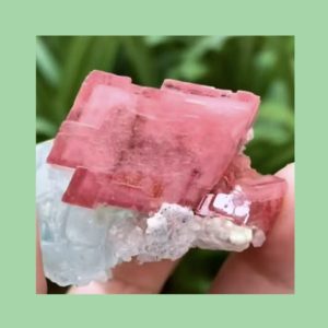 光棱粉晶